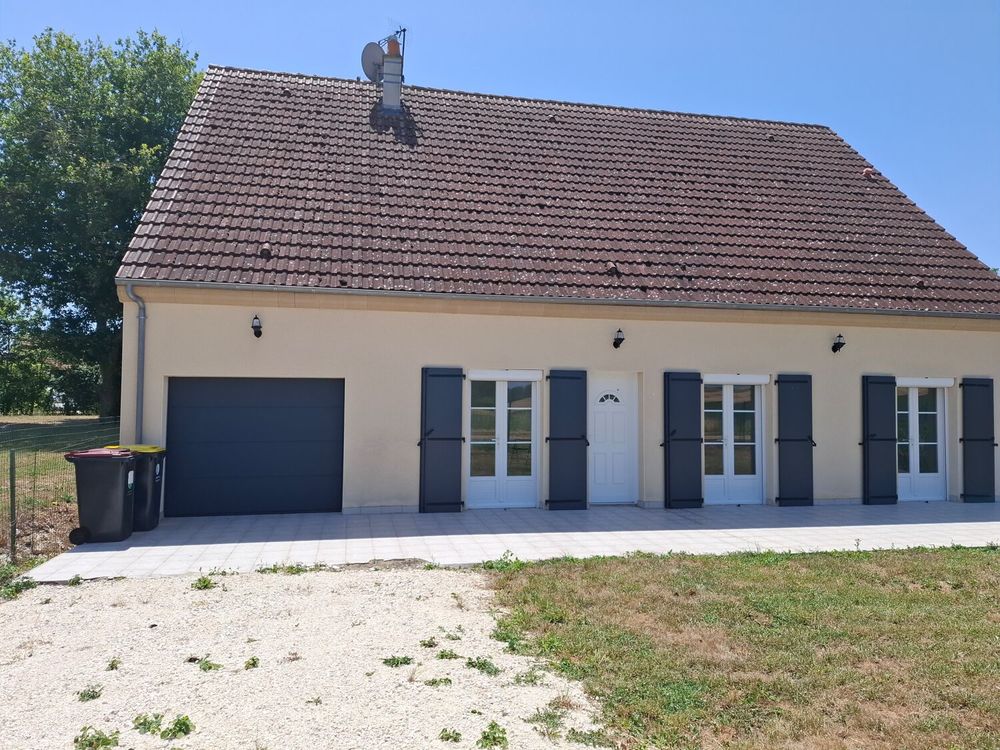 Location Maison BELLE MAISON CLIMATISEE 4 CHAMBRES GRAND STANDING Lindry