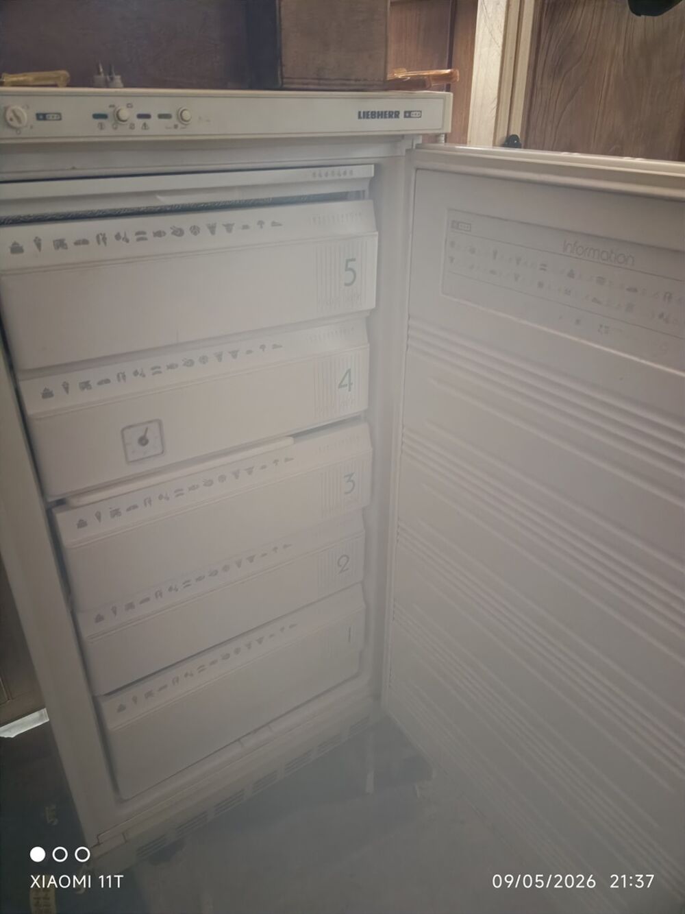 Cong&eacute;lateur armoire Liebherr blanc Electroménager