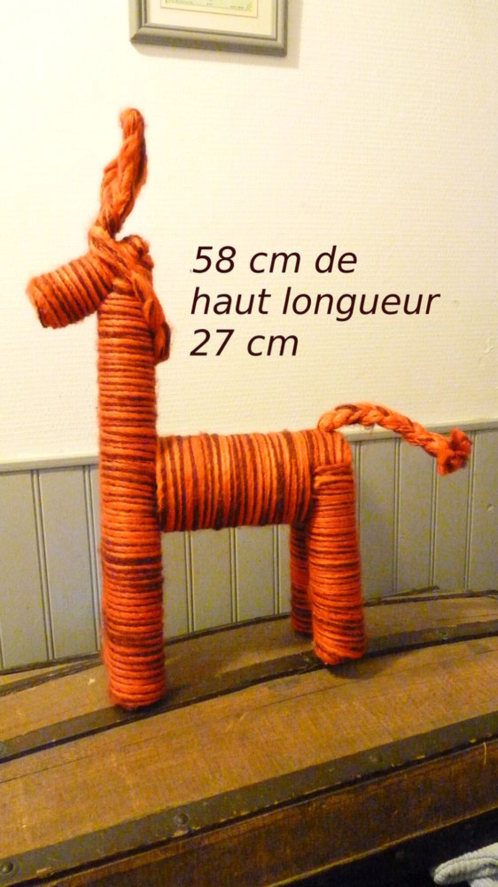 Animal rouge pour d&eacute;co hauteur 58 cm laine Décoration