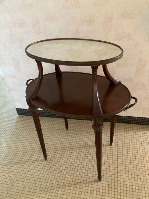 table  th XIX eme sicle, style Napolon III 150 Nantes (44)