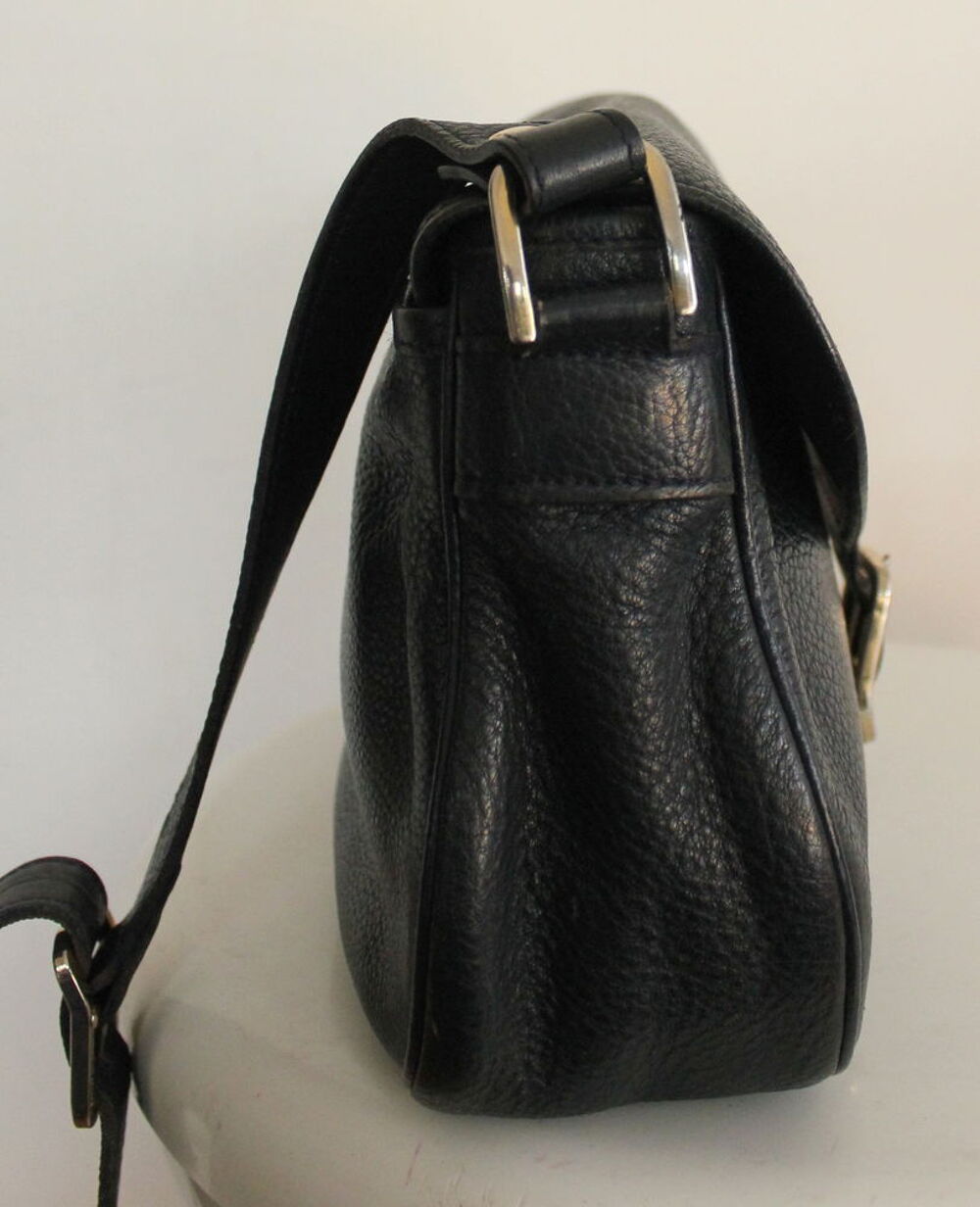 Sac bandouli&egrave;re cuir marine LONGCHAMP Maroquinerie