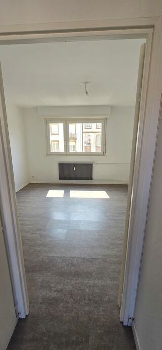  Appartement à louer 1 pièce 26 m²