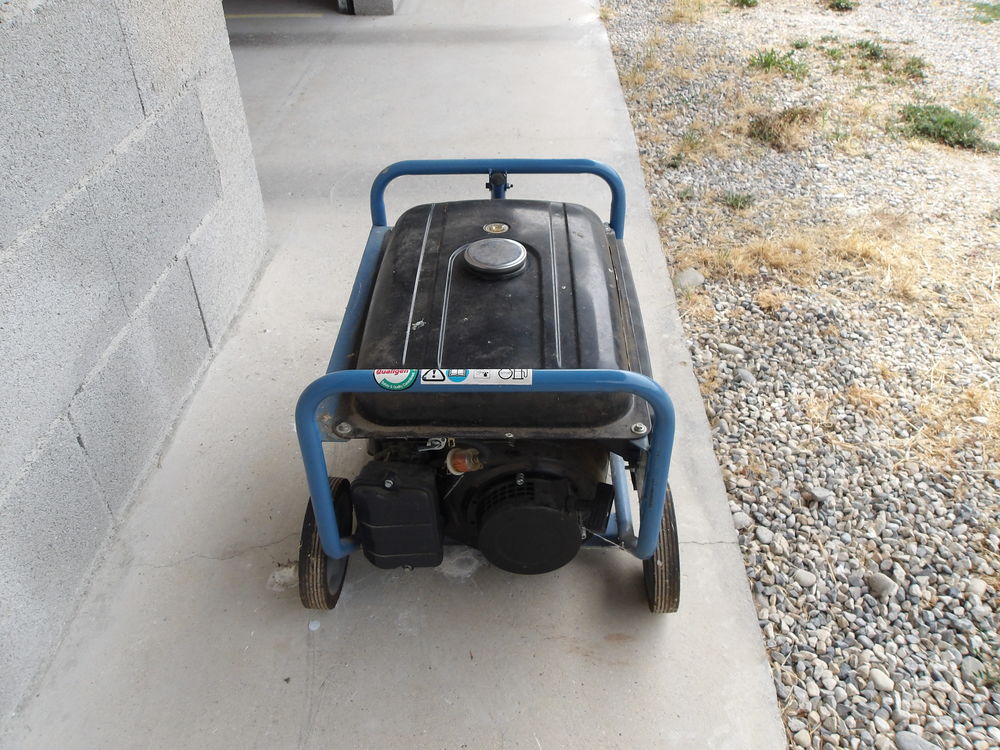groupe &eacute;lectrog&egrave;ne SDMO turbo 2500
Bricolage