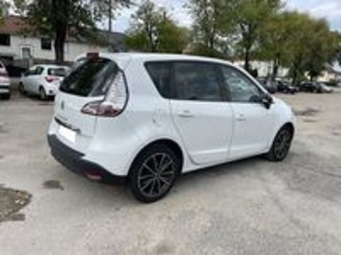 Grand Sc&eacute;nic III Grand Sc&eacute;nic TCe 130 Energy Bose 5 pl 2013 occasion 01000 Bourg-en-Bresse