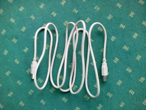 Câble de raccordement USB 2.0 pour branchement appareils USB 10 Arques (62)