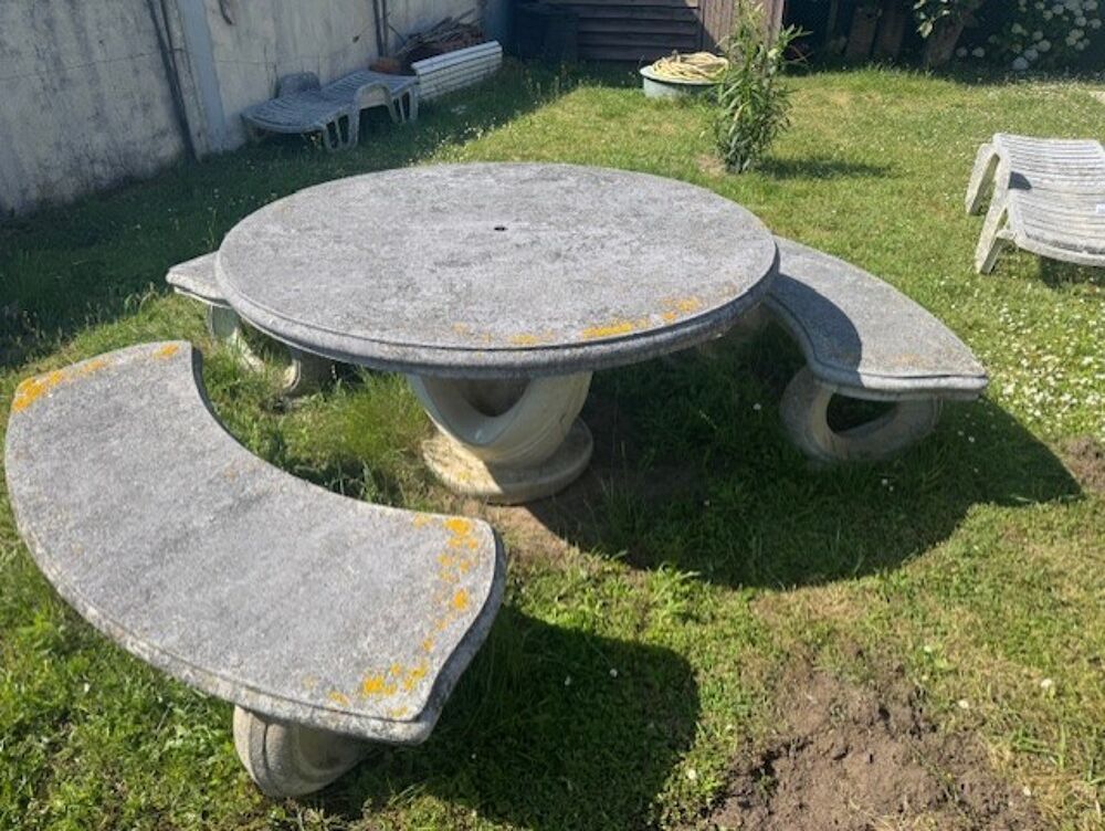 Ensemble Table ronde et Bancs de Jardin en Pierre Jardin