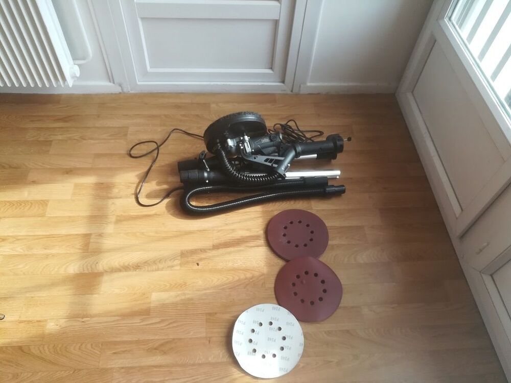 Ponceuse Girafe + aspi / Livraison Bricolage