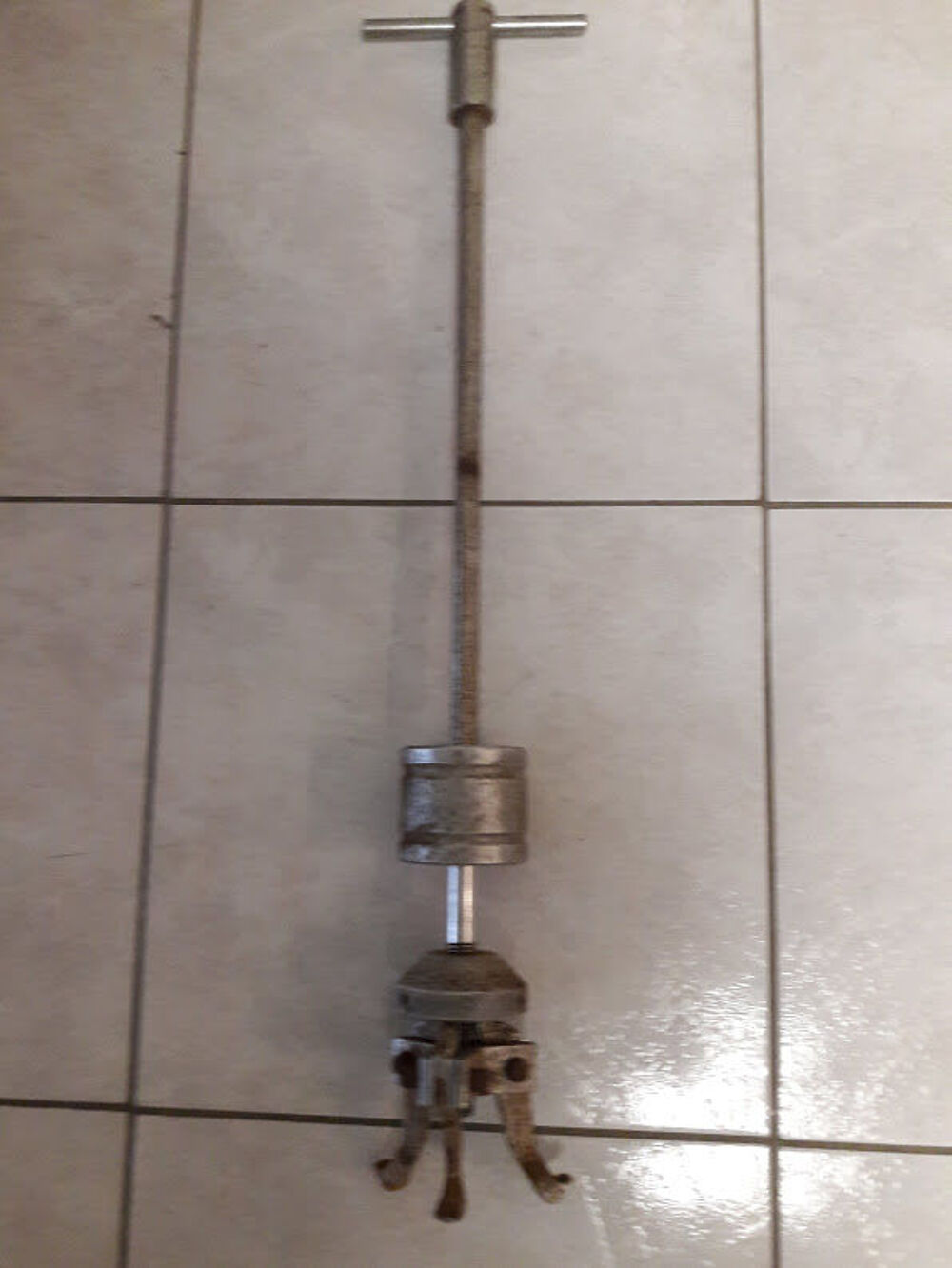 extracteur de roulements 3 griffes facom. Bricolage