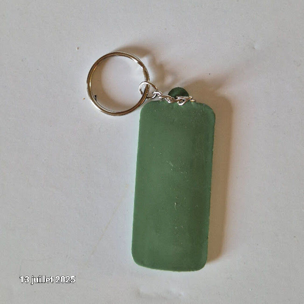 Porte cl&eacute; vintage neuf sous emballage d'origine, t&eacute;l&eacute;phone O 
