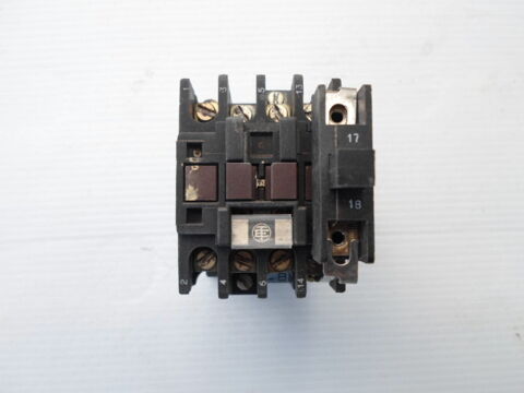 contacteur Legrand  25A tri bobine 380V . 3 Goincourt (60)