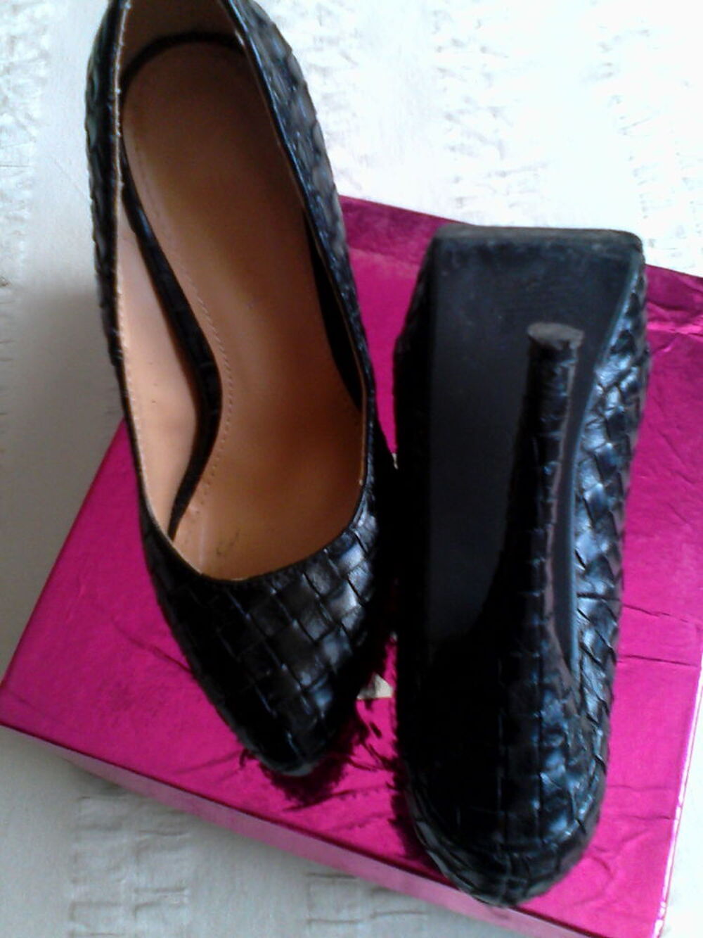 ESCARPINS EN NOIR Chaussures