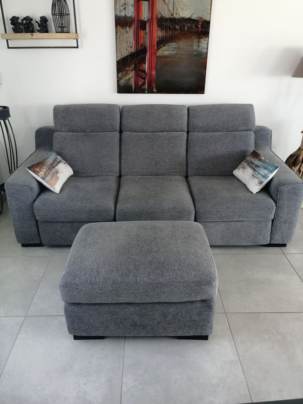 canap&eacute; salon et pouf Meubles