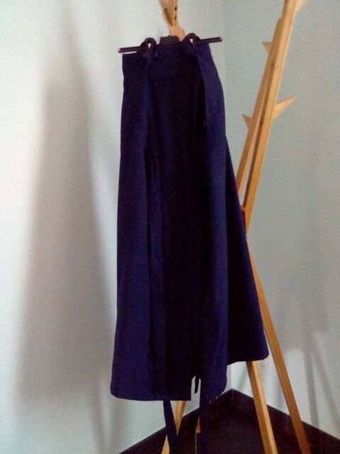 Hakama Bleu Taille 25 50 Arques (62)