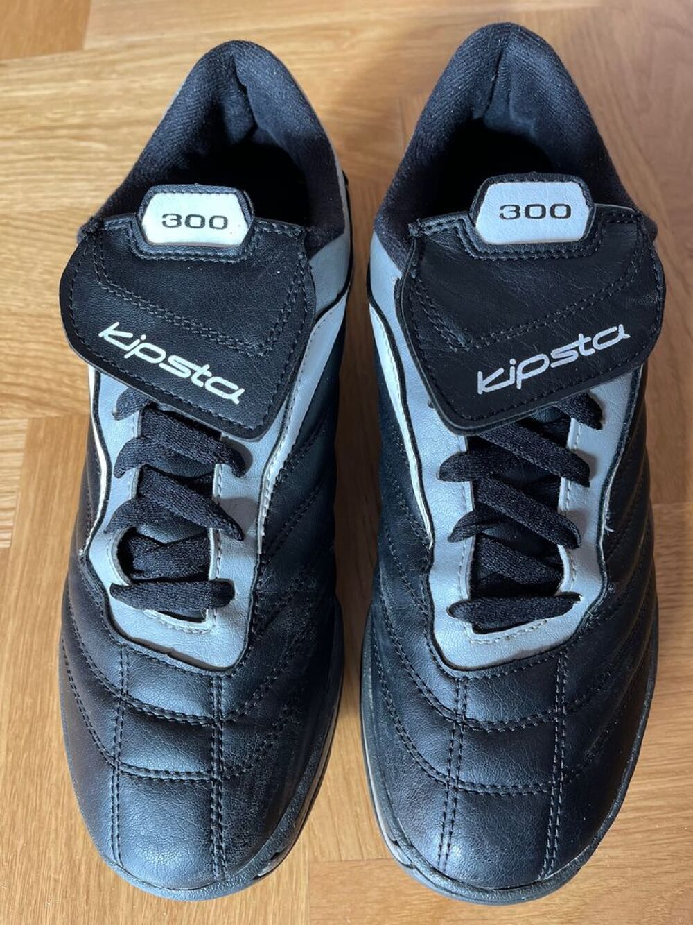 Homme, Chaussures KIPSTA 300, crampons, P.42, Bon &eacute;tat Chaussures