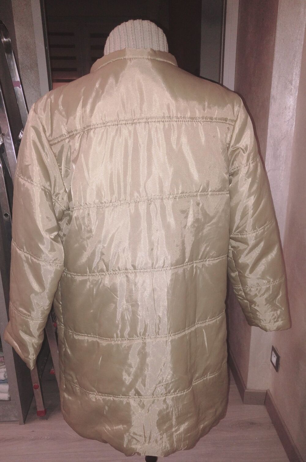 veste matelass&eacute; beige carla faustini Vêtements