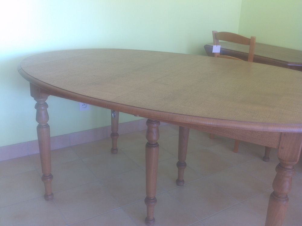 table en ch&eacute;ne de fabrication artisanale Meubles