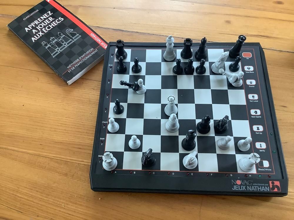 Jeu d'Echecs &eacute;lectronique Consoles et jeux vidéos