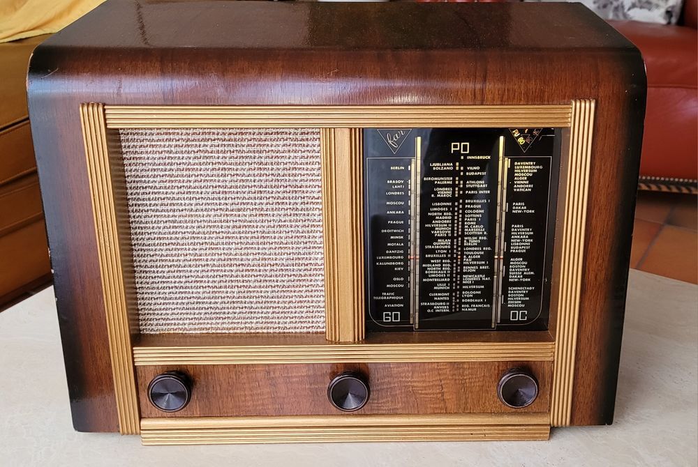 Radio vintage modernis&eacute;e FM, Bluetooth, MP3 Meubles
