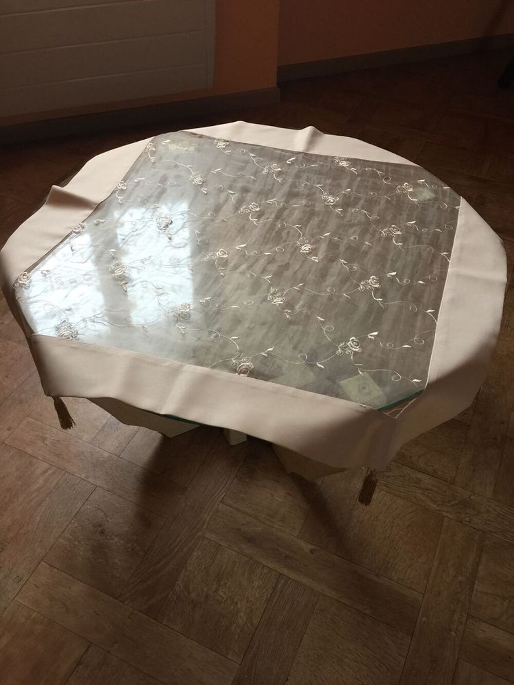table basse en pierre avec plateau verre de 80cm Meubles