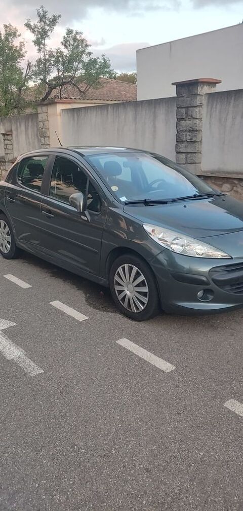 Peugeot 207 1.6 HDi 16v 90ch Exécutive