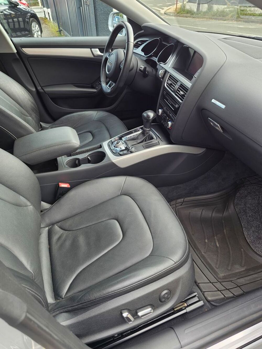 A5 Sportback 2.0 TDI 177 Attraction Multitronic A 2011 occasion 33560 Carbon-Blanc