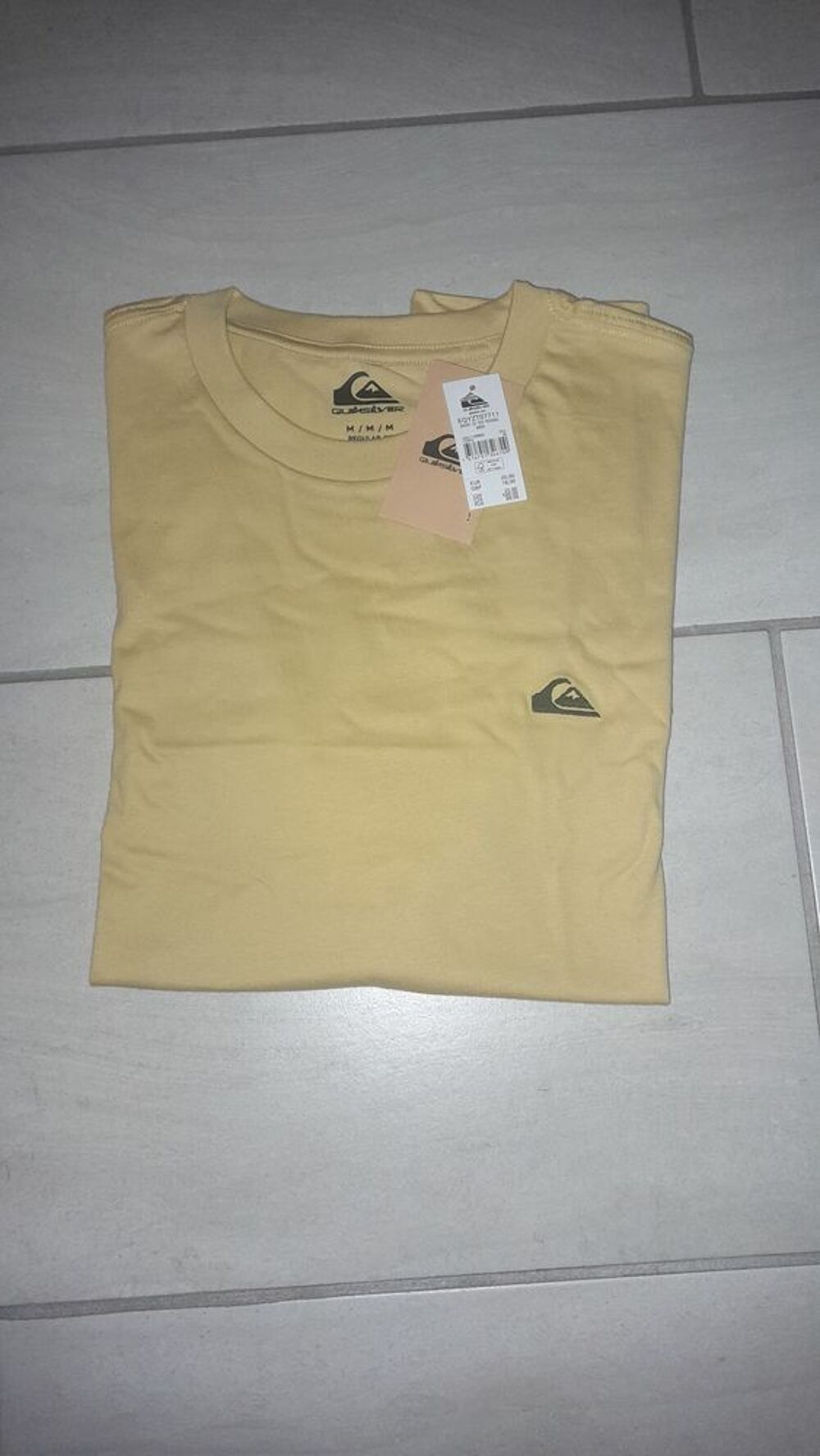 T-shirt Quiksilver (neuf) Vêtements