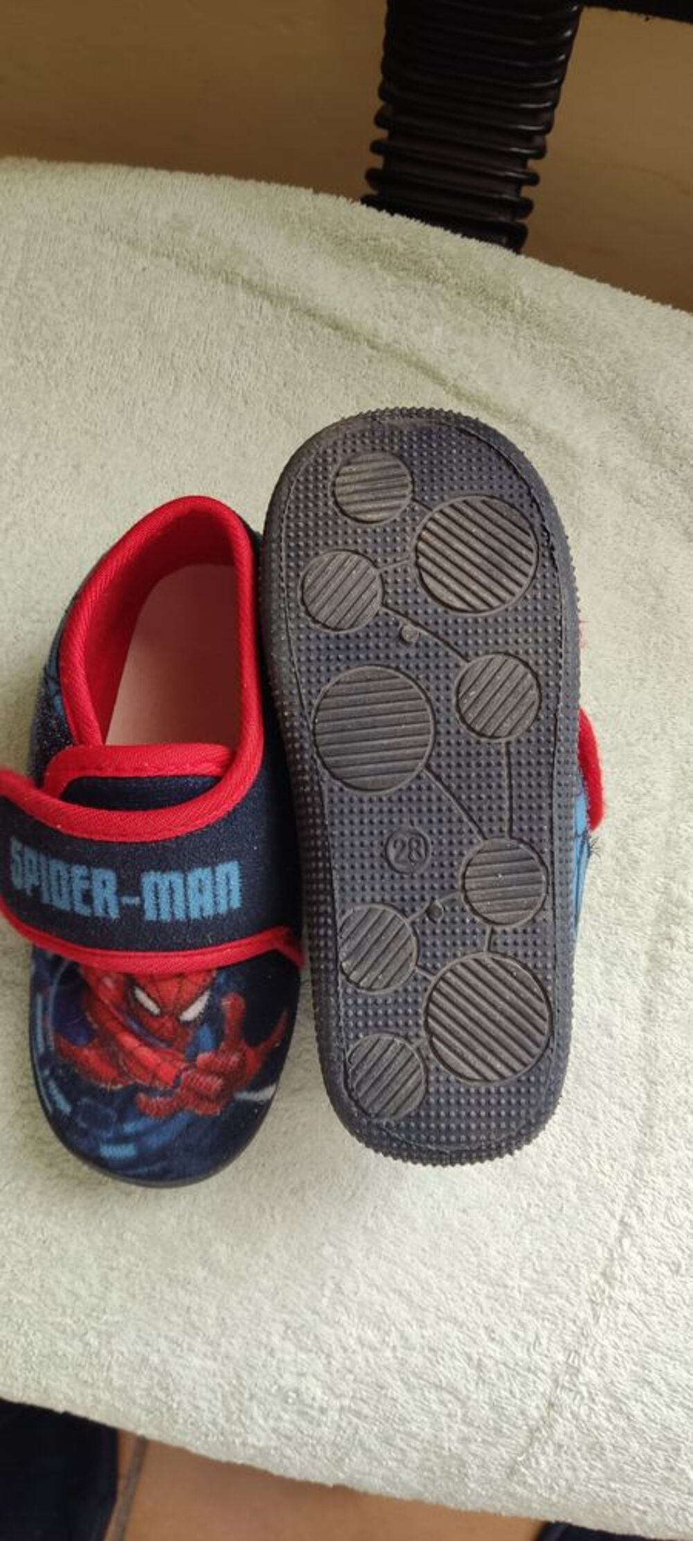 Pantoufle enfant Chaussures