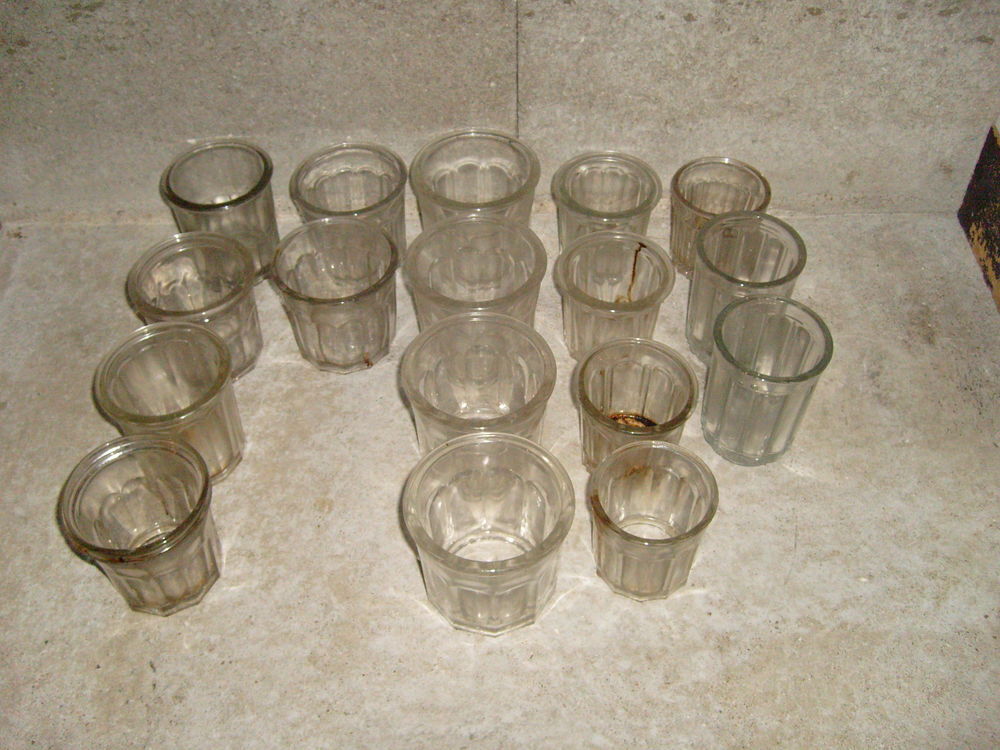 Ancien pots de confitures 