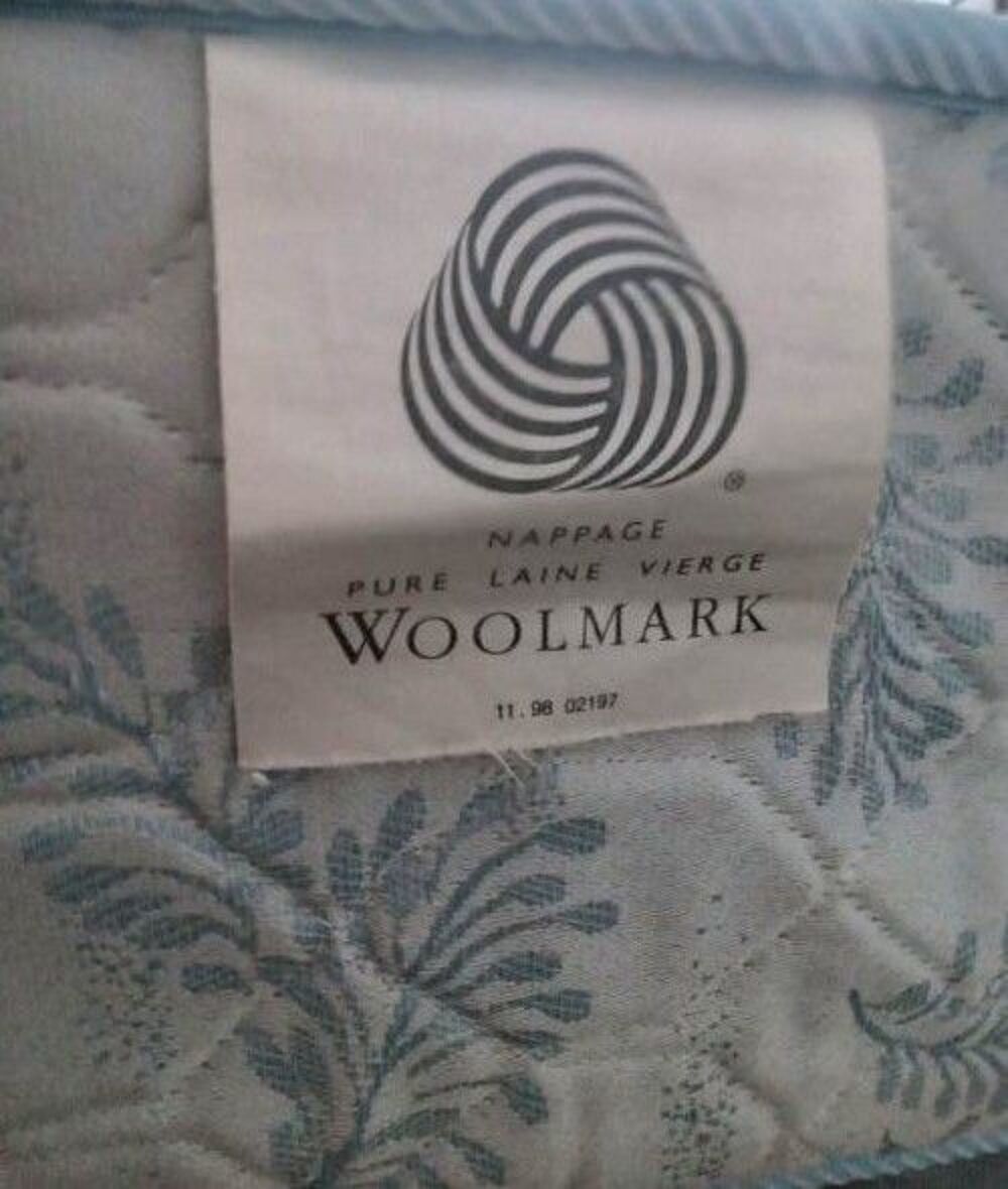 JE DONNE MATELAS WOOLMARK ET SURMATELAS HYPNIA Meubles