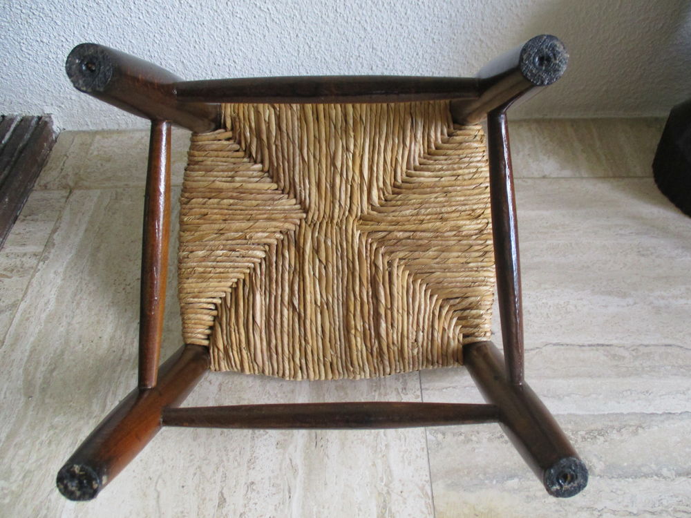 Petite Chaise en Bois Paill&eacute;e Mobilier enfants