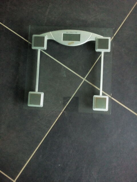 Balance P�se-Personne  Triumph  Charge Max 150 Kgs 10 Arques (62)