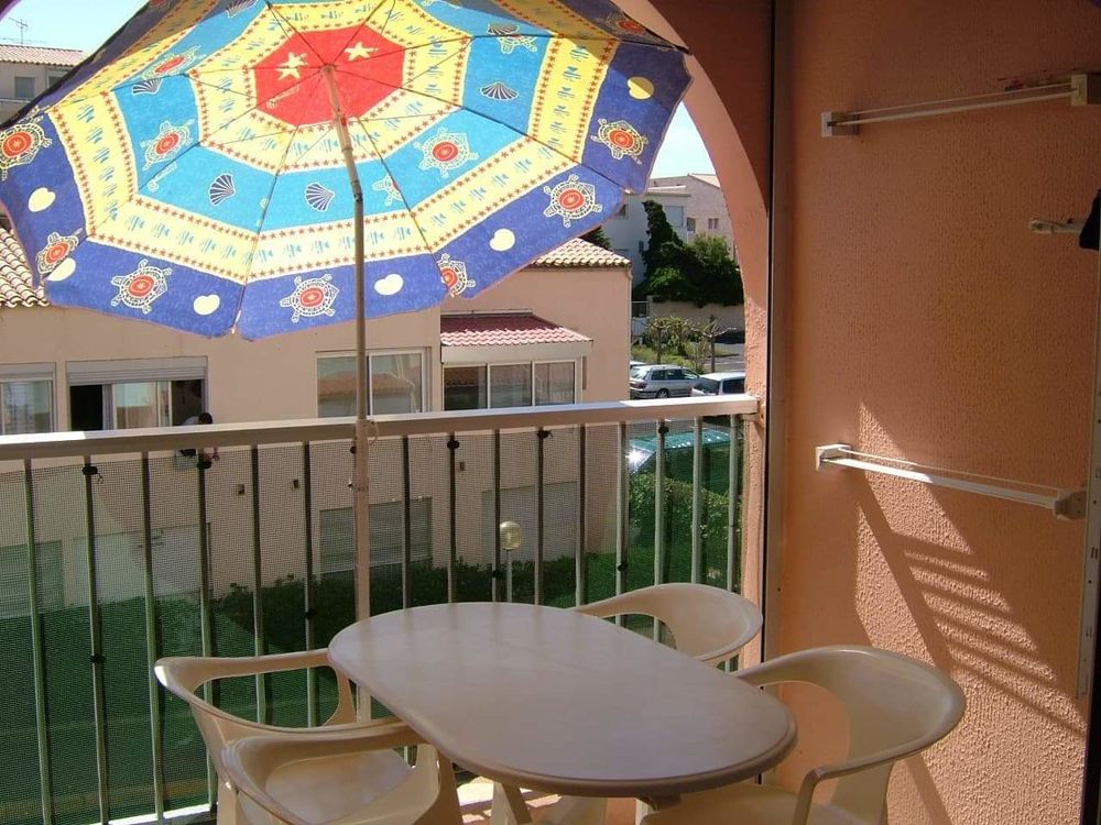   Cap d'Agde  T2 cabine loggia 6couchages Clim PARKING Piscine Languedoc-Roussillon, Le Cap D Agde (34300)