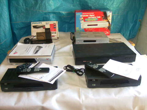  LOT DECODEURS  SAT et TNT 30 Wolxheim (67)