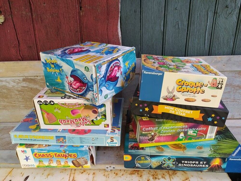 Lot jeux Enfants Vintage 
Jeux / jouets