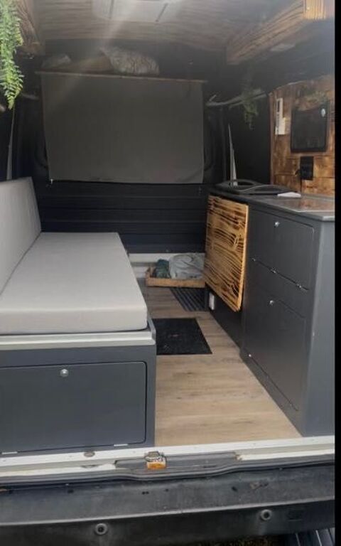 Van am&eacute;nag&eacute; Van am&eacute;nag&eacute; 2016 occasion Ambillou 37340