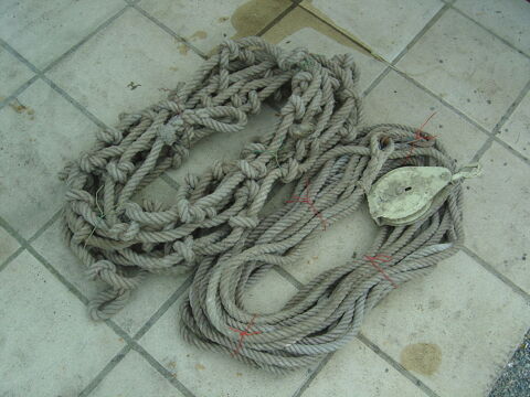ENSEMBLE DE CORDAGE 570 Pia (66)