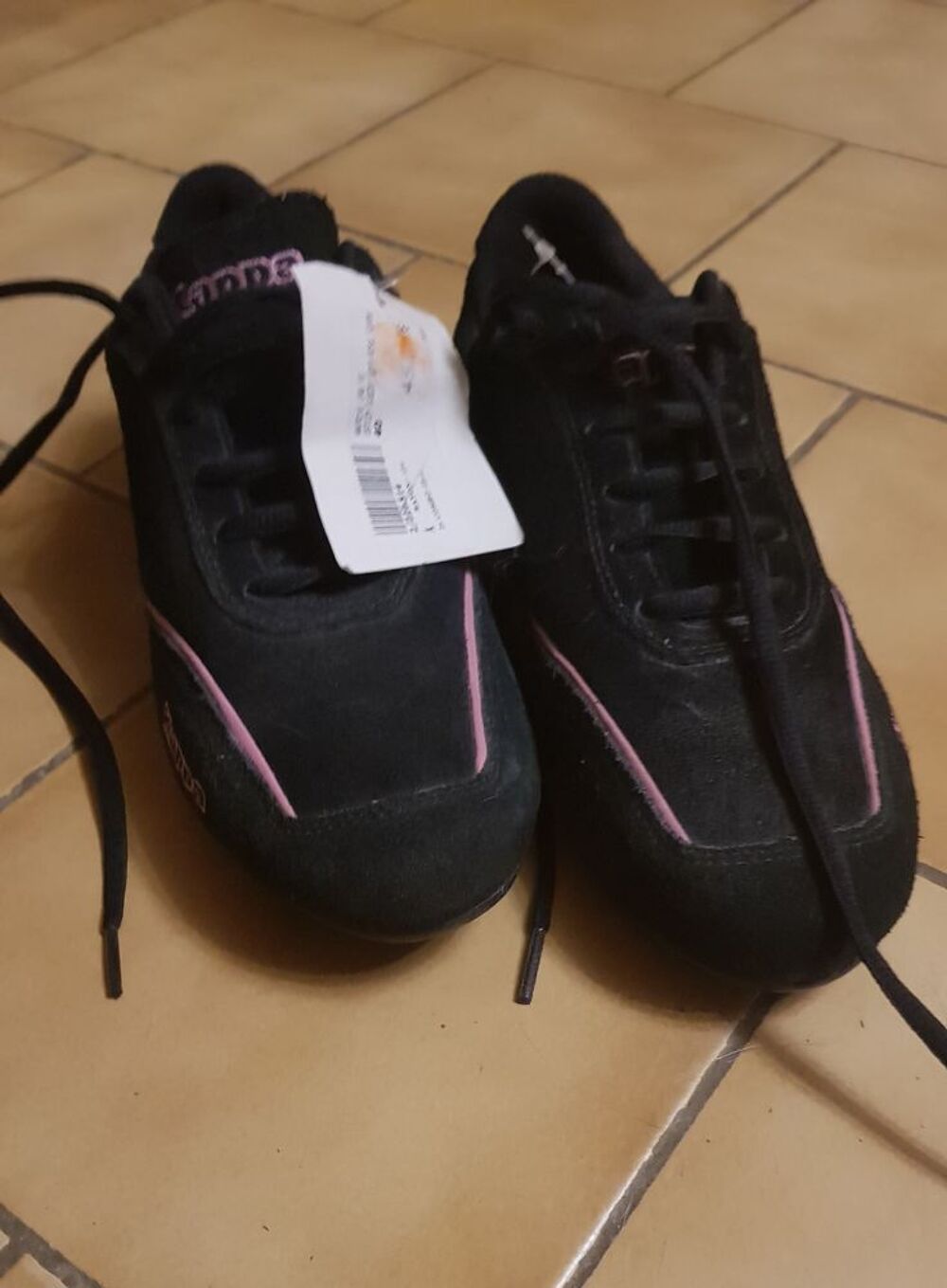 Chaussures neuves KAPPA NOIR/ROSE pointure 40 Chaussures