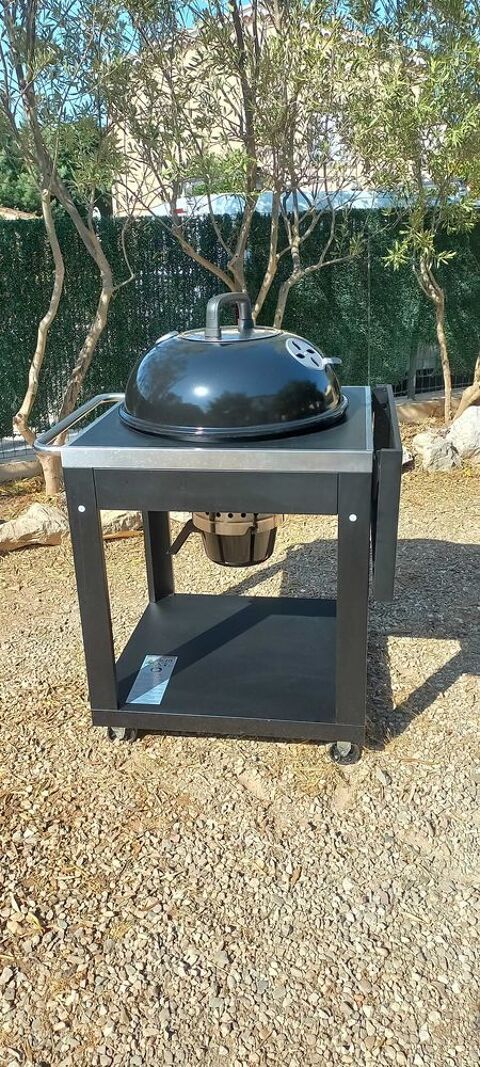 BARBECUE BOULE CHARBON DE BOIS 230 Pierrefeu-du-Var (83)