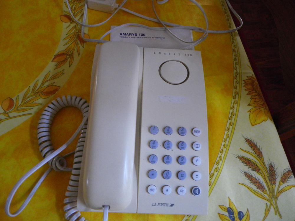 telephone vintage Téléphones et tablettes