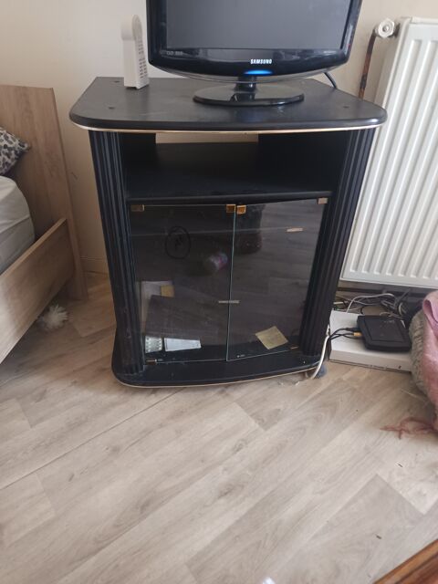 Table salon+ meuble TV 60 Beauvais (60)