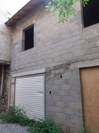  Remise / Grange à vendre 100 m²