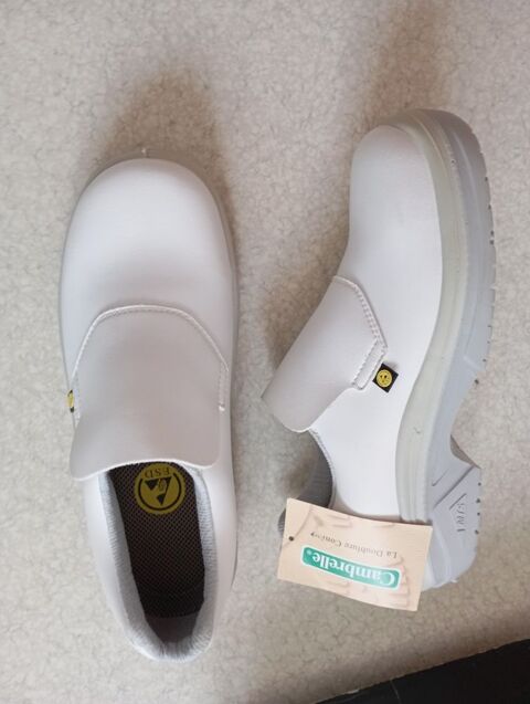 Chaussures de s�curit� 39 neuf MTS 12 Thiers (63)