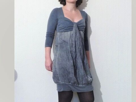 Robe en Soie et Viscose Bleu � Manches 3/4- Neuf- Vulcano 15 Paris 15 (75)