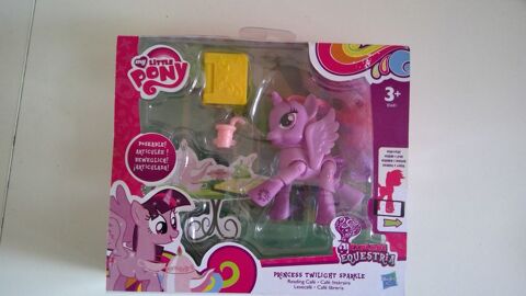 11� PRINCESS TWILIGHT SPARKLE (Hasbro) 11 Saint-Julia-de-Bec (11)