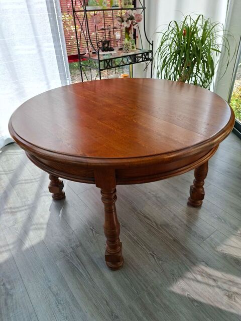 Table ronde avec rallonges 40 Le Havre (76)