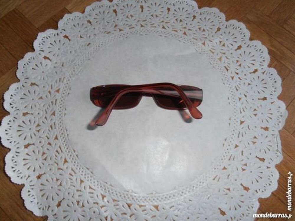 Monture de lunettes 10 (27) Bijoux et montres