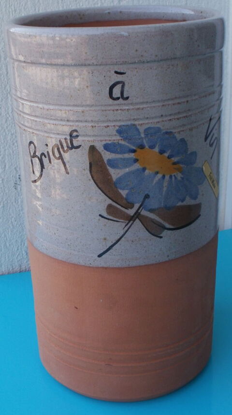 BRIQUE  VIN terre cuite motif paquerette 0 Montauban (82)