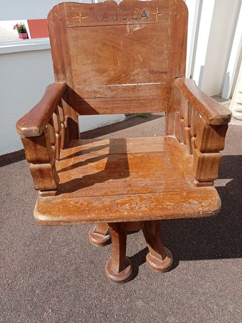 Fauteuil de coiffeur africain 0 La Roche-sur-Yon (85)
