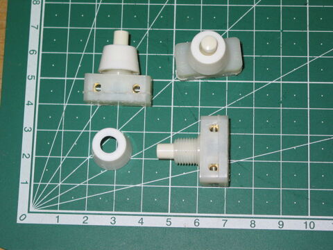 Lot de 3 interrupteurs poussoir on/off lampe JUMO ou autre l 8 Marseille 13 (13)