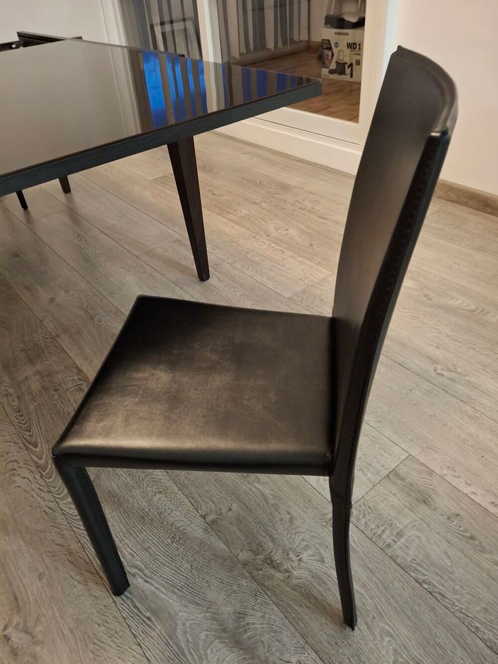 Table extensible de tr&egrave;s bonne qualit&eacute; Meubles